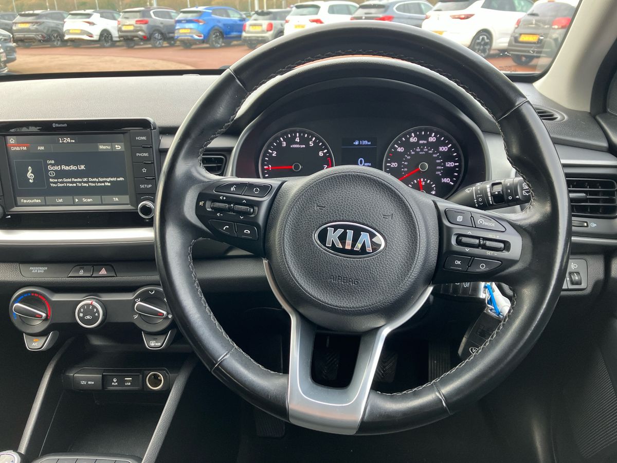 Used Kia Stonic 2019 for sale - 77398688: Photo 15