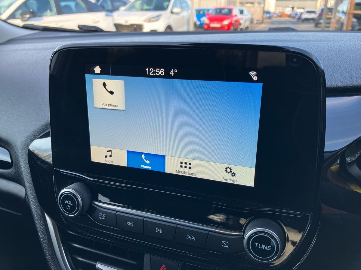 Used Ford Fiesta 2018 for sale - 76249572: Photo 11