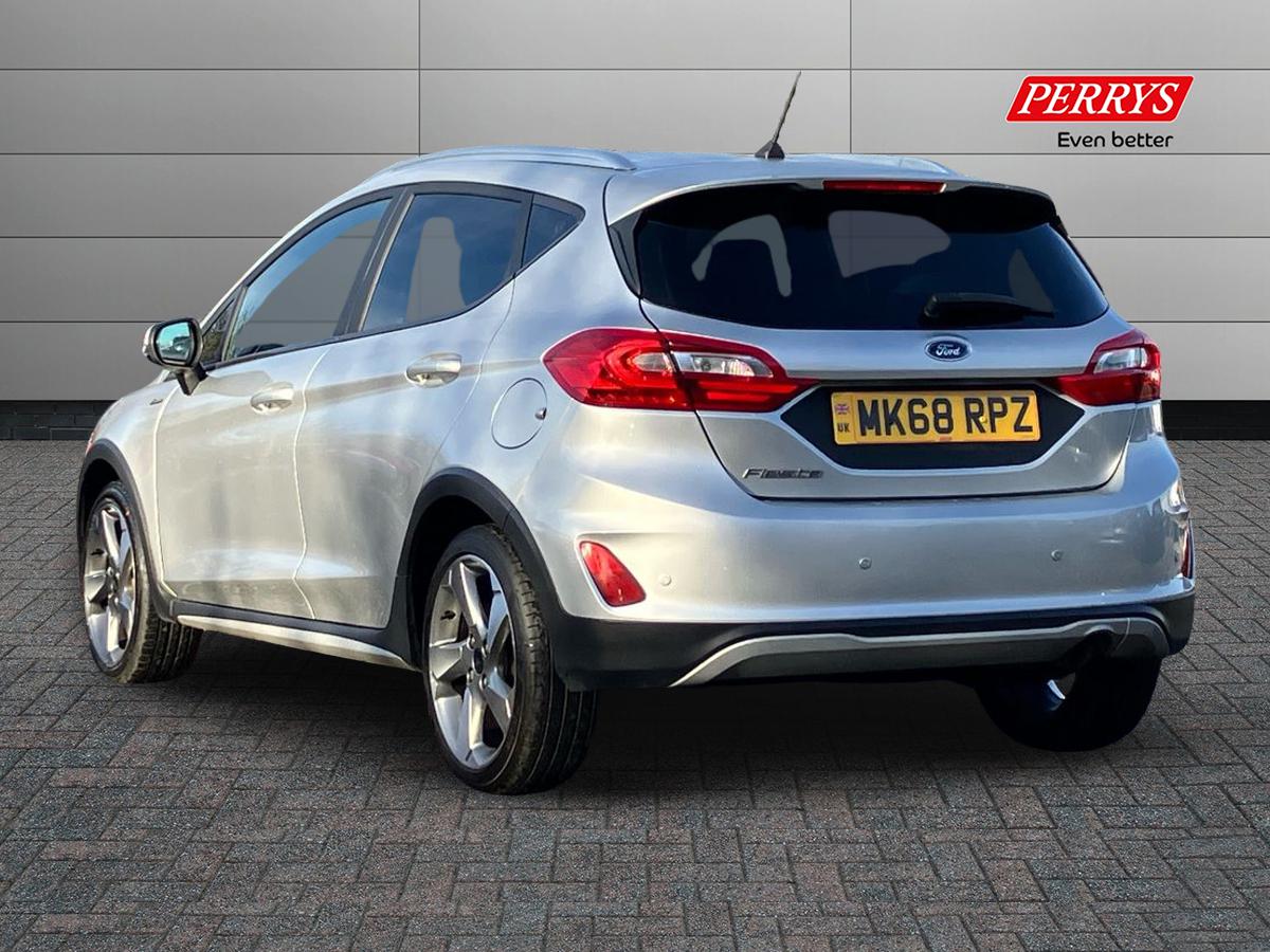 Used Ford Fiesta 2018 for sale - 76249572: Photo 2