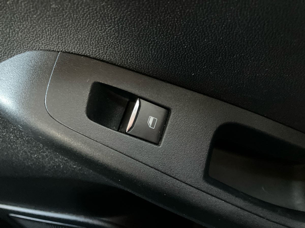 Used Ford Fiesta 2018 for sale - 76249572: Photo 24