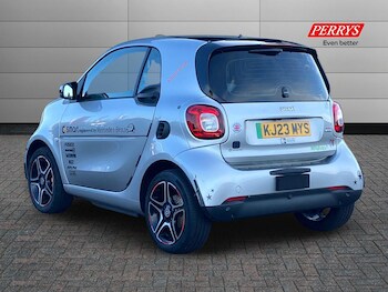 Used smart fortwo 2023 for sale - 76748647: Photo