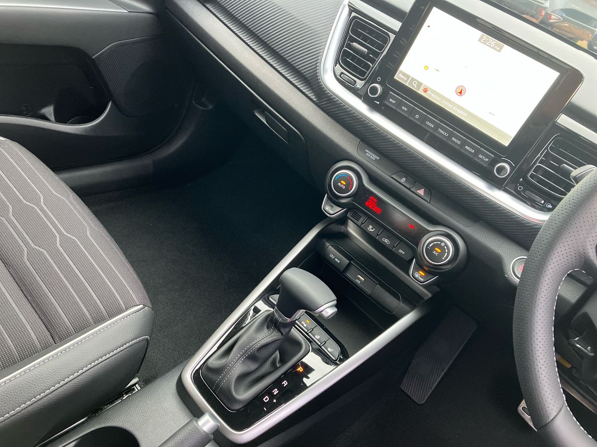 Used Kia Stonic 2025 for sale - 76373929: Photo 17