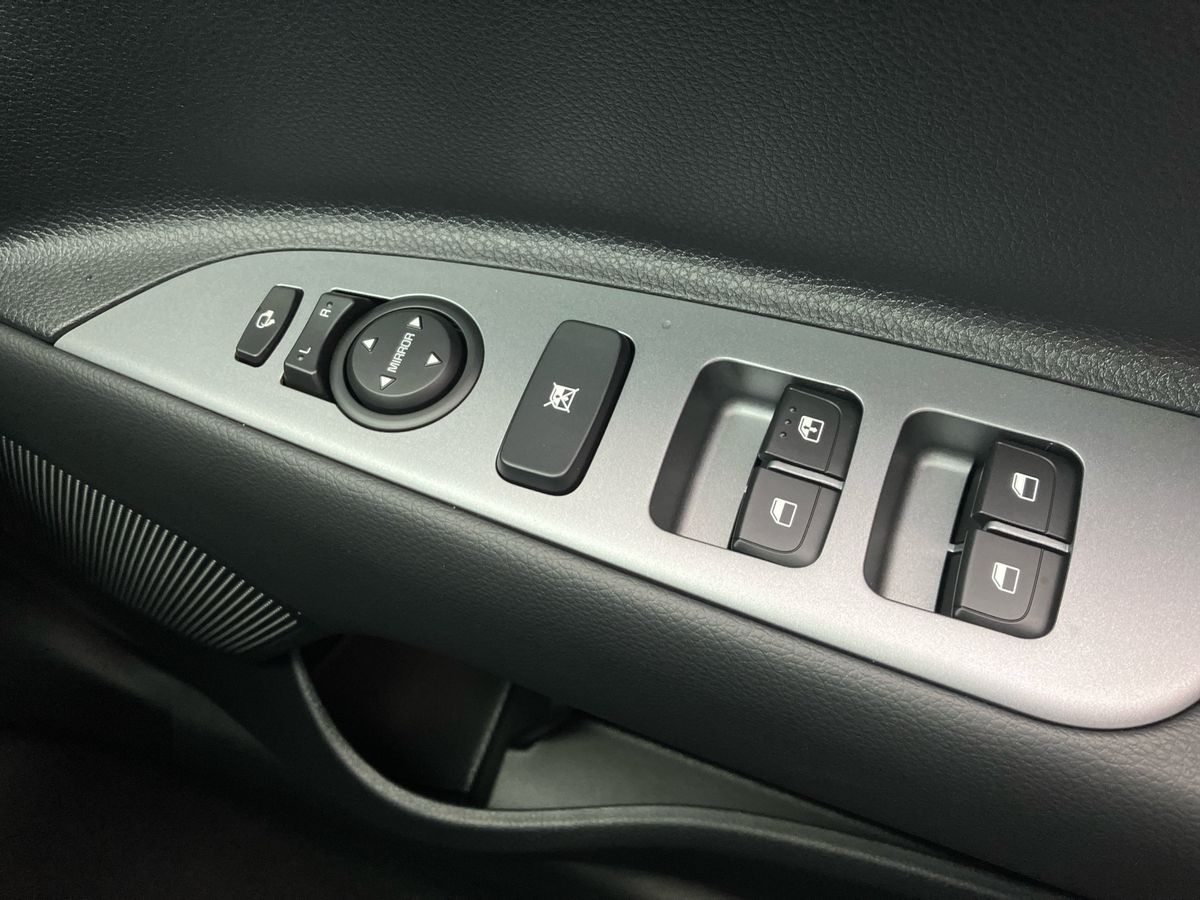 Used Kia Stonic 2025 for sale - 76373929: Photo 18