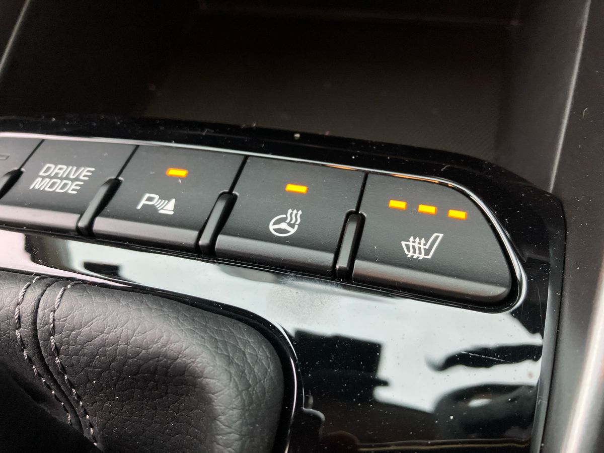 Used Kia Stonic 2025 for sale - 76373929: Photo 28