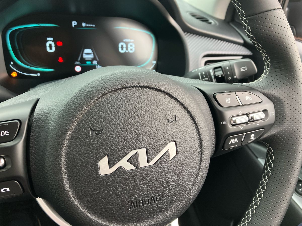 Used Kia Stonic 2025 for sale - 76373929: Photo 33