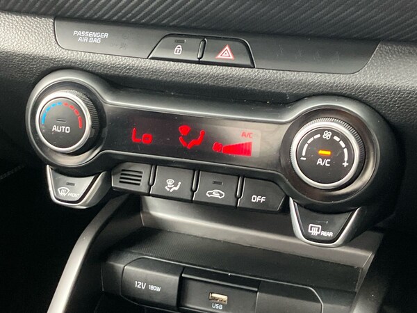 Used Kia Stonic 2024 for sale - 75271203: Photo 13