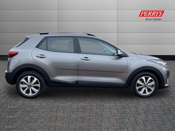 Used Kia Stonic 2025 for sale - 77460688: Photo