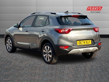 Used Kia Stonic 2024 for sale - 75496900: Photo