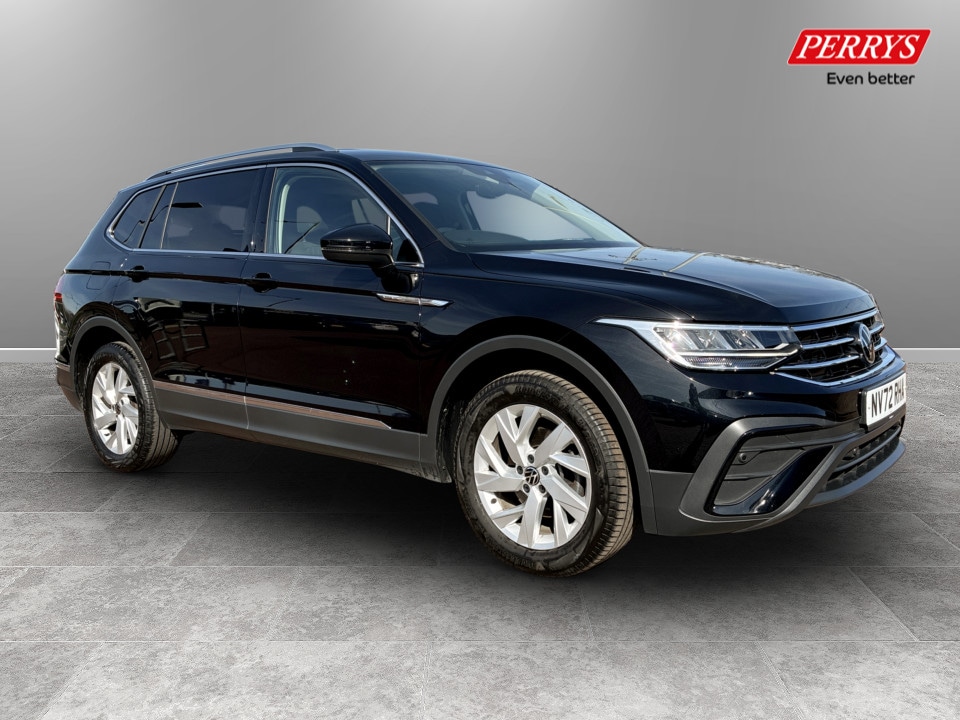 Used Volkswagen Tiguan Allspace 2023 for sale - 77980510: Photo 1