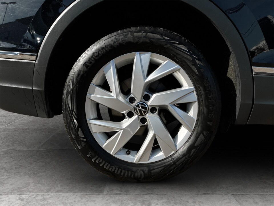 Used Volkswagen Tiguan Allspace 2023 for sale - 77980510: Photo 9