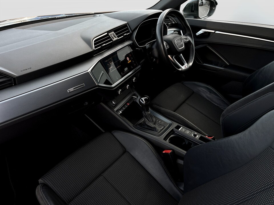 Used Audi Q3 2021 for sale - 77980509: Photo 17