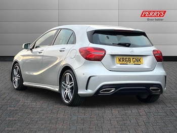 Used Mercedes-Benz A-Class 2018 for sale - 76853637: Photo