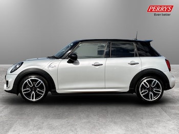 Used MINI Hatch 2020 for sale - 78681343: Photo