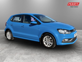 Used Volkswagen Polo 2016 for sale - 77980423: Photo