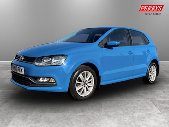 Used Volkswagen Polo 2016 for sale - 77980423: Photo