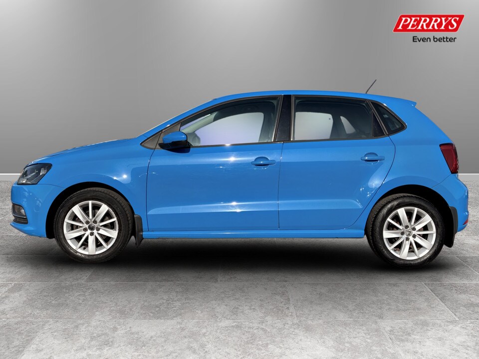 Used Volkswagen Polo 2016 for sale - 77980423: Photo 4