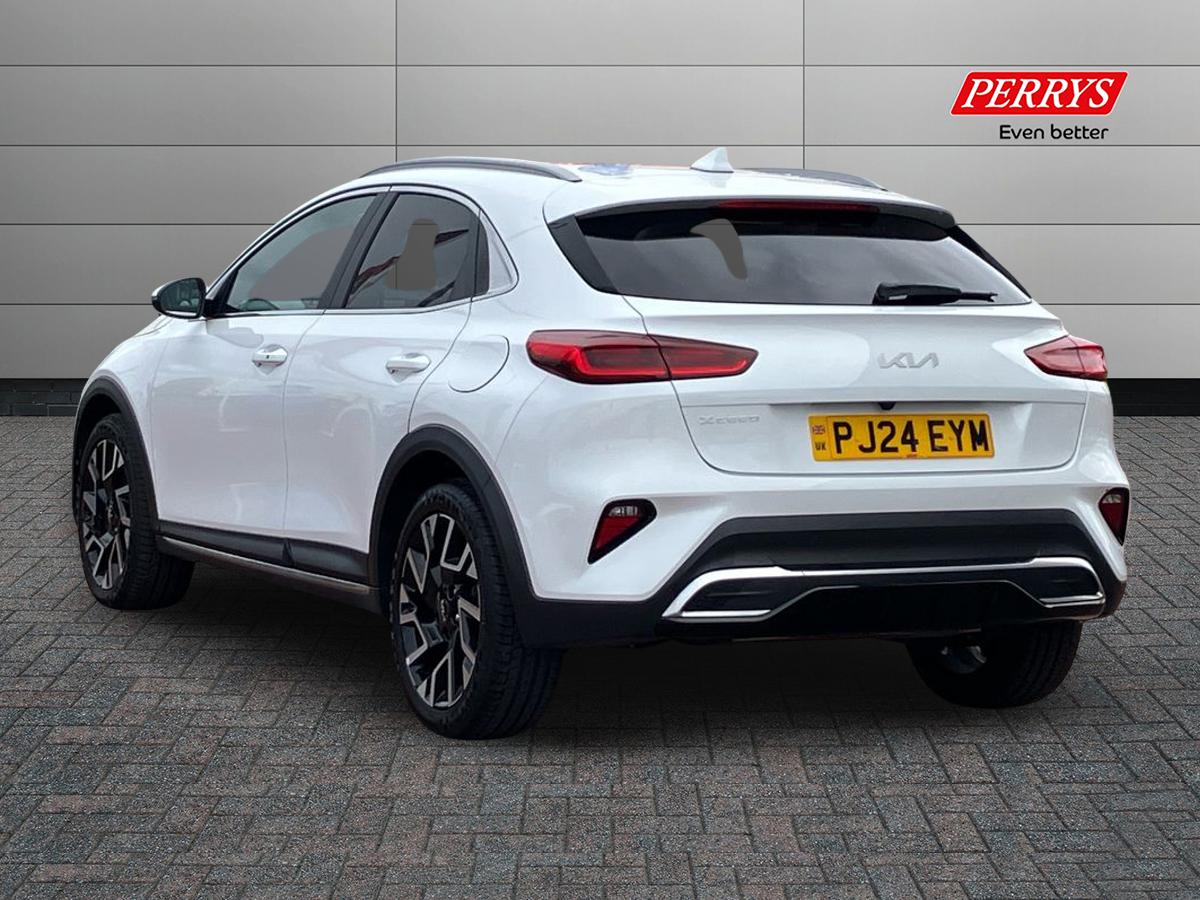 Used Kia XCeed 2024 for sale - 76128195: Photo 2