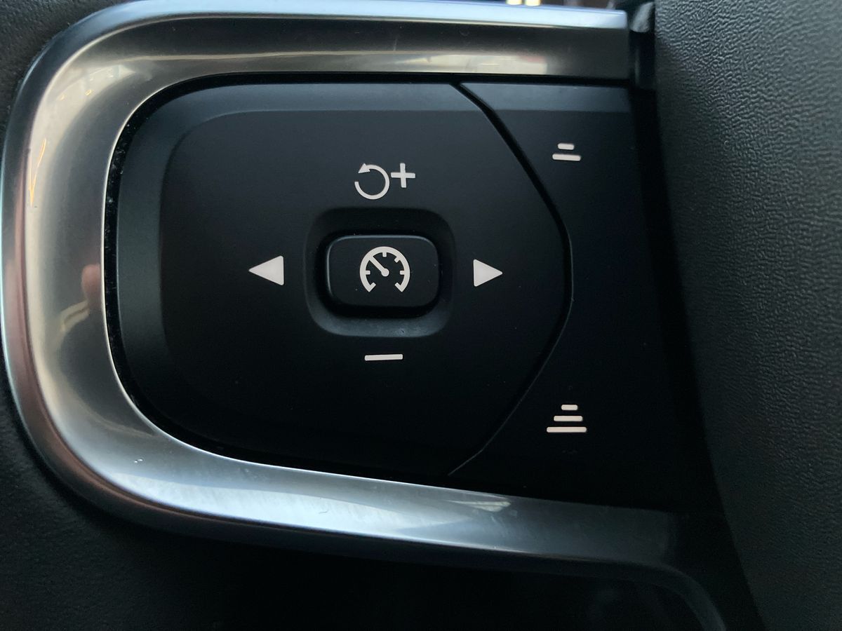 Used Volvo XC40 2020 for sale - 76525916: Photo 16