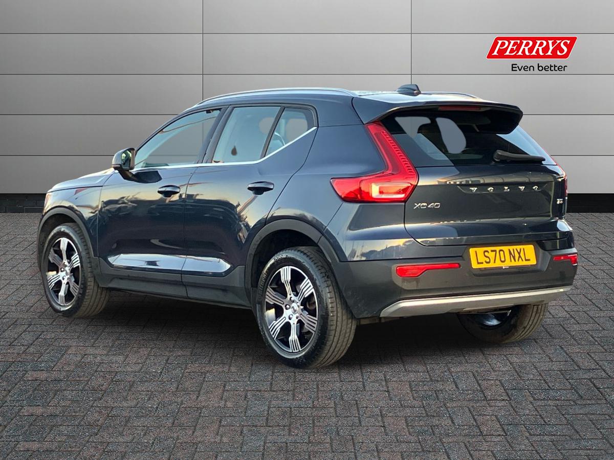 Used Volvo XC40 2020 for sale - 76525916: Photo 2