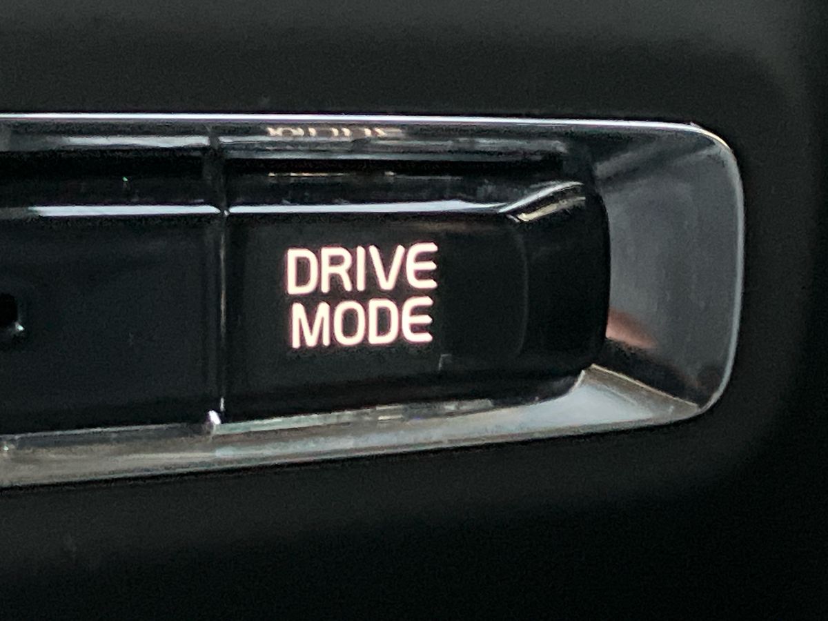 Used Volvo XC40 2020 for sale - 76525916: Photo 37