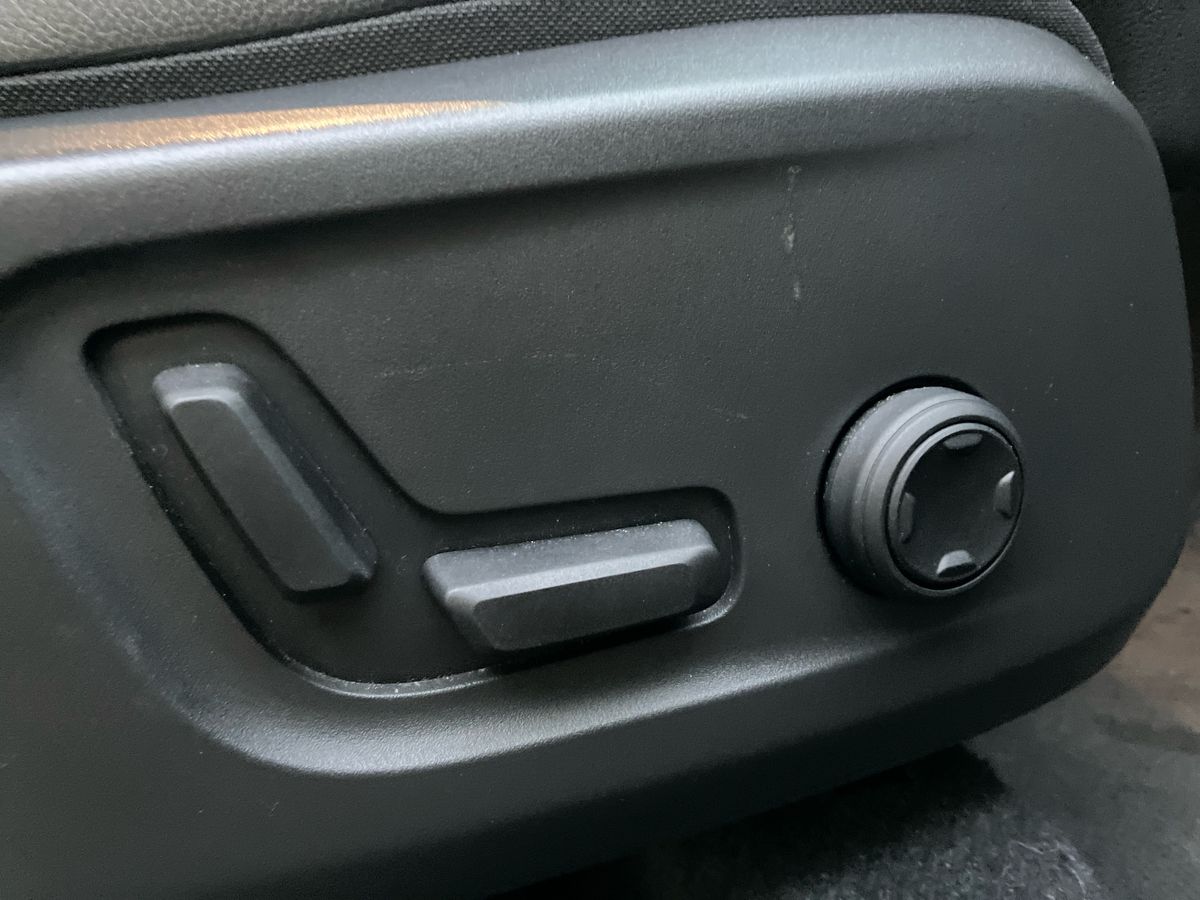 Used Volvo XC40 2020 for sale - 76525916: Photo 38