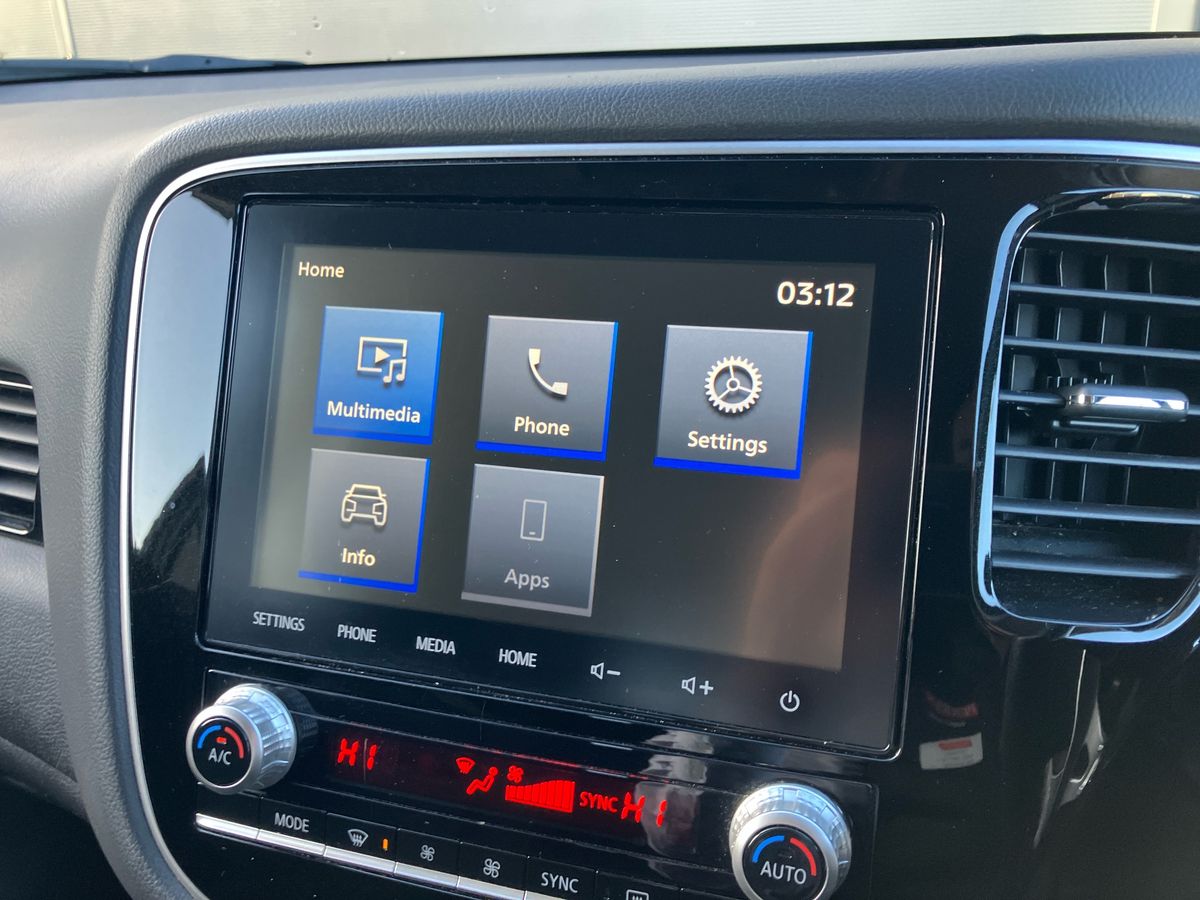 Used Mitsubishi Outlander 2020 for sale - 76128150: Photo 10