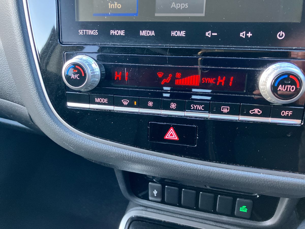 Used Mitsubishi Outlander 2020 for sale - 76128150: Photo 12