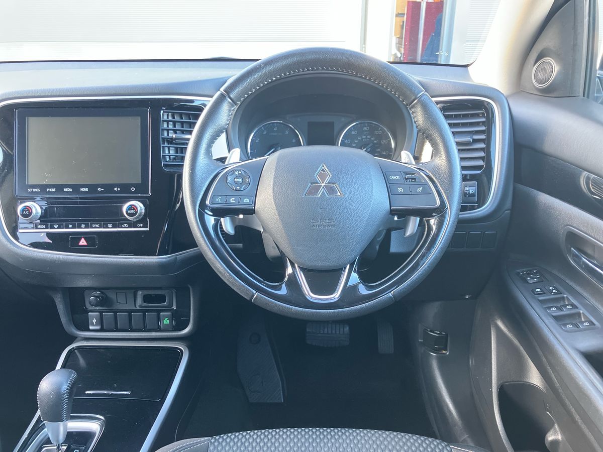 Used Mitsubishi Outlander 2020 for sale - 76128150: Photo 15