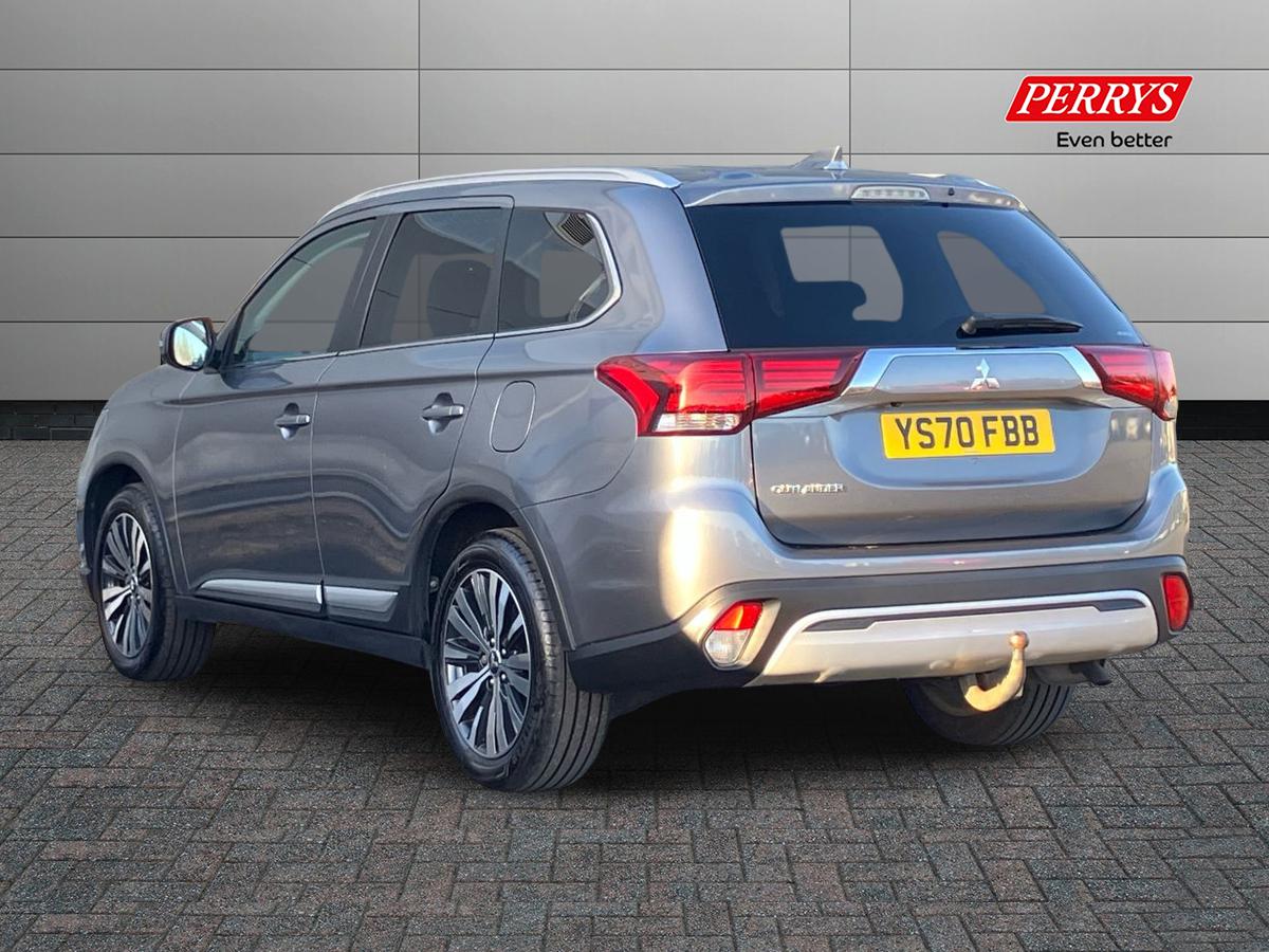 Used Mitsubishi Outlander 2020 for sale - 76128150: Photo 2