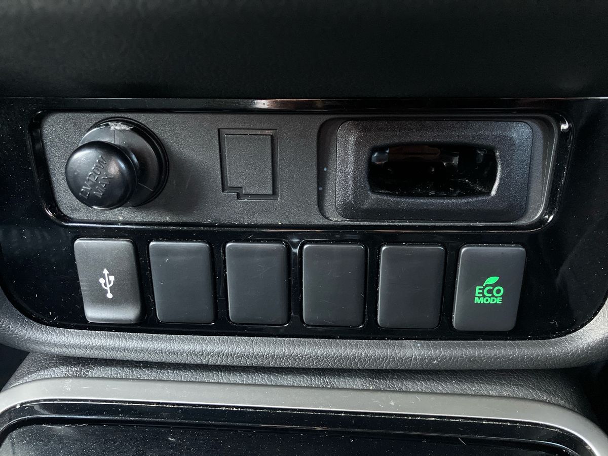 Used Mitsubishi Outlander 2020 for sale - 76128150: Photo 29