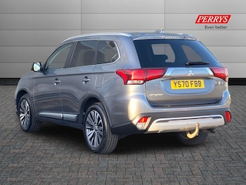 Used Mitsubishi Outlander 2020 for sale - 76128150: Photo