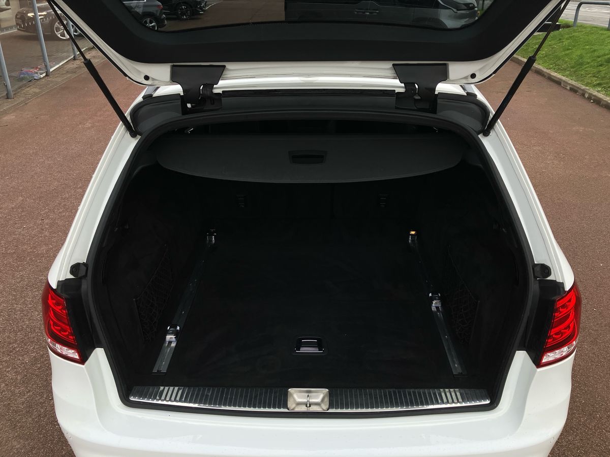 Used Mercedes-Benz E Class 2016 for sale - 77997902: Photo 20