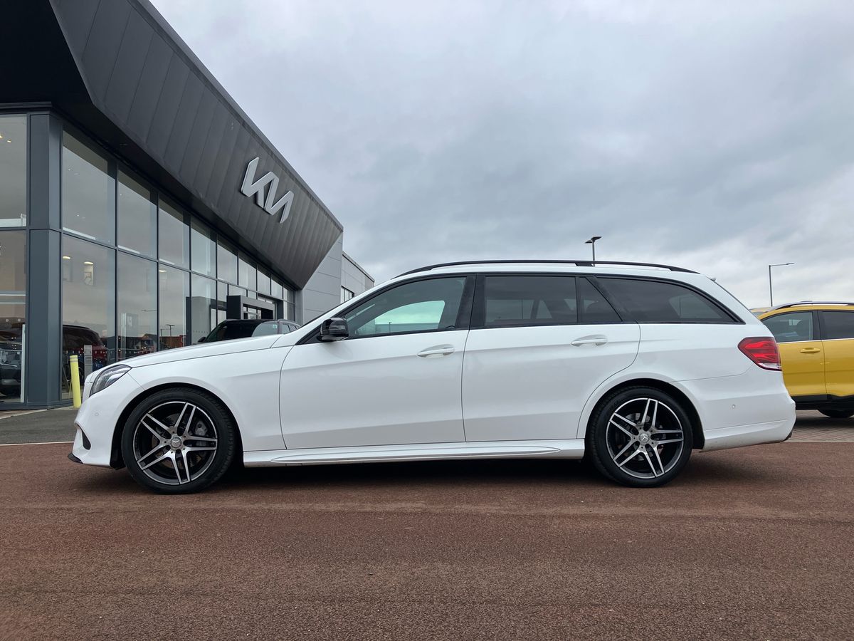 Used Mercedes-Benz E Class 2016 for sale - 77997902: Photo 32