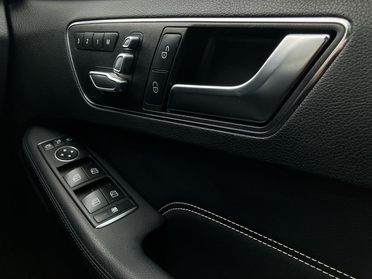 Used Mercedes-Benz E Class 2016 for sale - 77997902: Photo 47