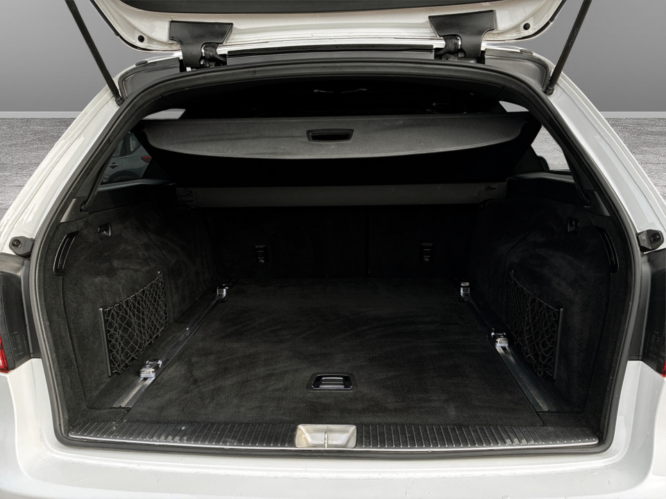 Used Mercedes-Benz E Class 2016 for sale - 77997902: Photo 70