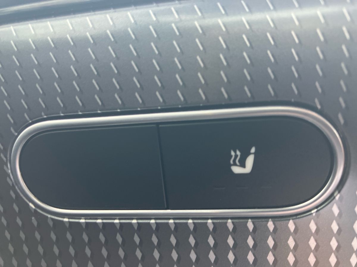 Used Mercedes-Benz GLA 2022 for sale - 76128148: Photo 37