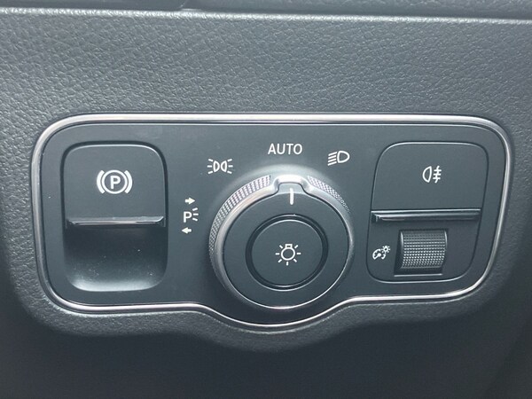 Used Mercedes-Benz GLA 2022 for sale - 76128148: Photo 37