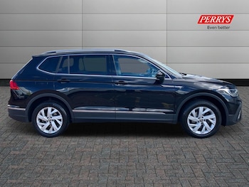 Used Volkswagen Tiguan Allspace 2023 for sale - 75745057: Photo