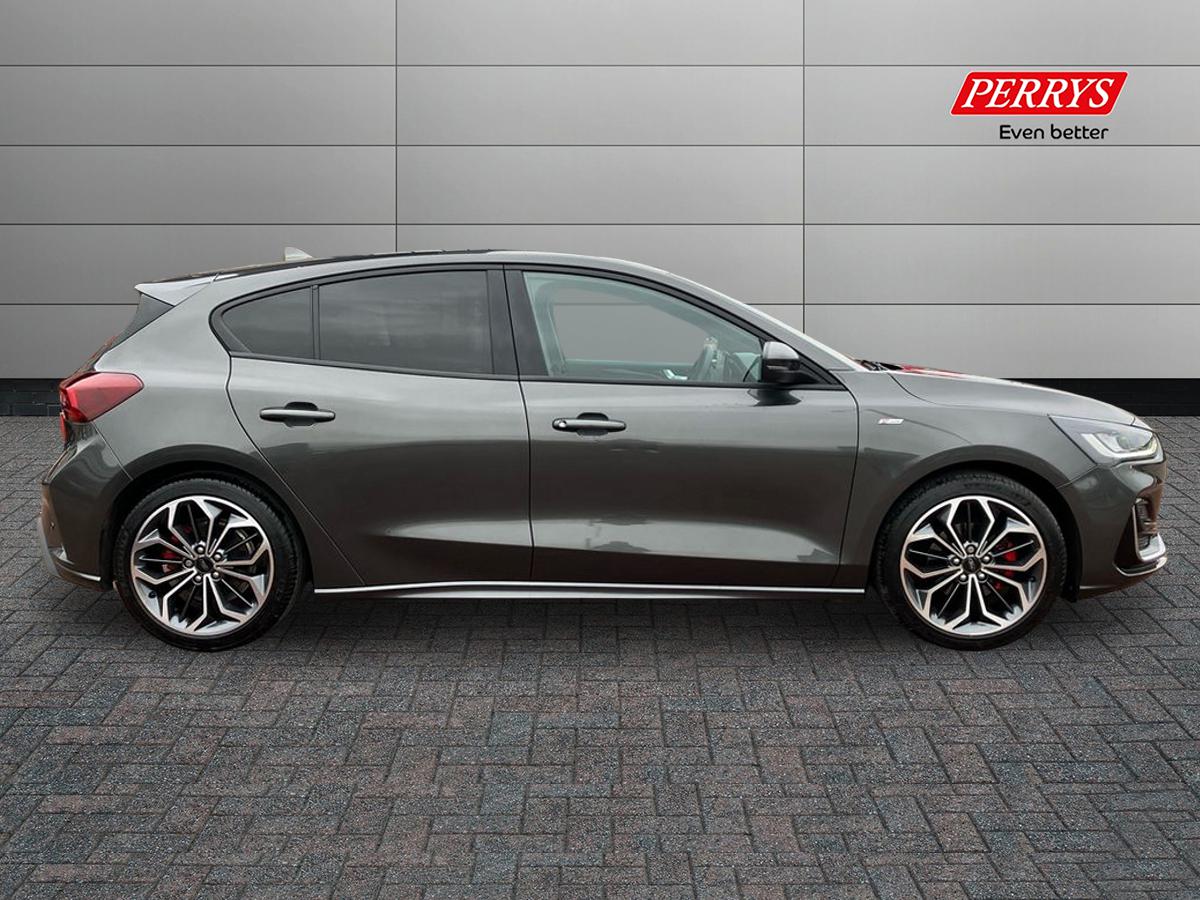 Used Ford Focus 2022 for sale - 77180265: Photo 3