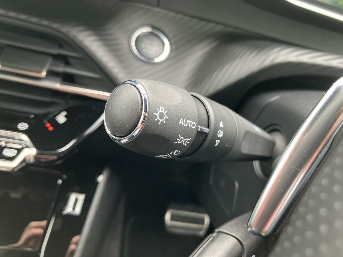 Used Peugeot 2008 2023 for sale - 76171219: Photo 61