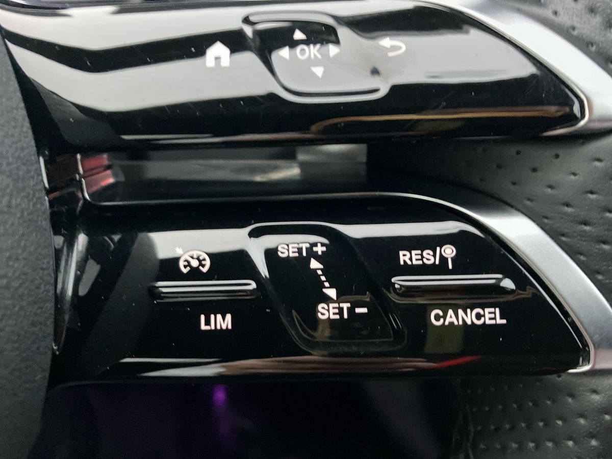 Used Mercedes-Benz C Class 2023 for sale - 76650632: Photo 40