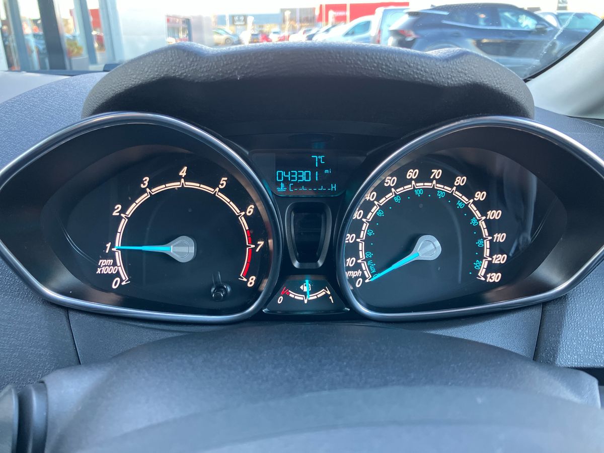 Used Ford Fiesta 2017 for sale - 76957943: Photo 14