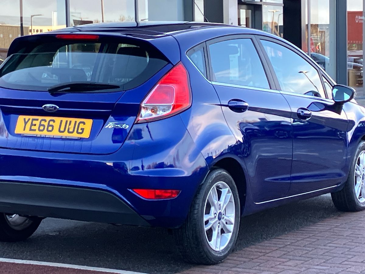 Used Ford Fiesta 2017 for sale - 76957943: Photo 32