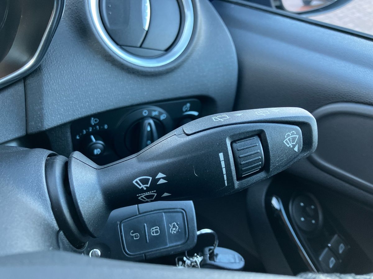 Used Ford Fiesta 2017 for sale - 76957943: Photo 36