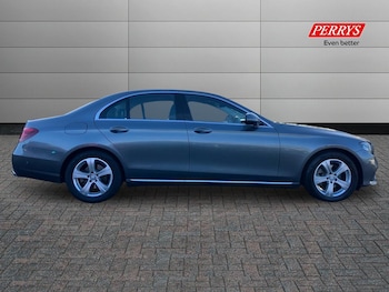 Used Mercedes-Benz E Class 2016 for sale - 76807840: Photo