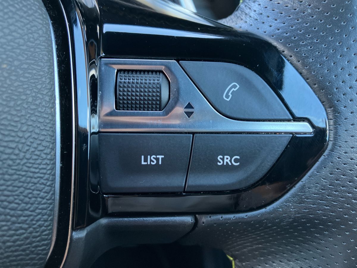 Used Peugeot 208 2022 for sale - 75760164: Photo 32