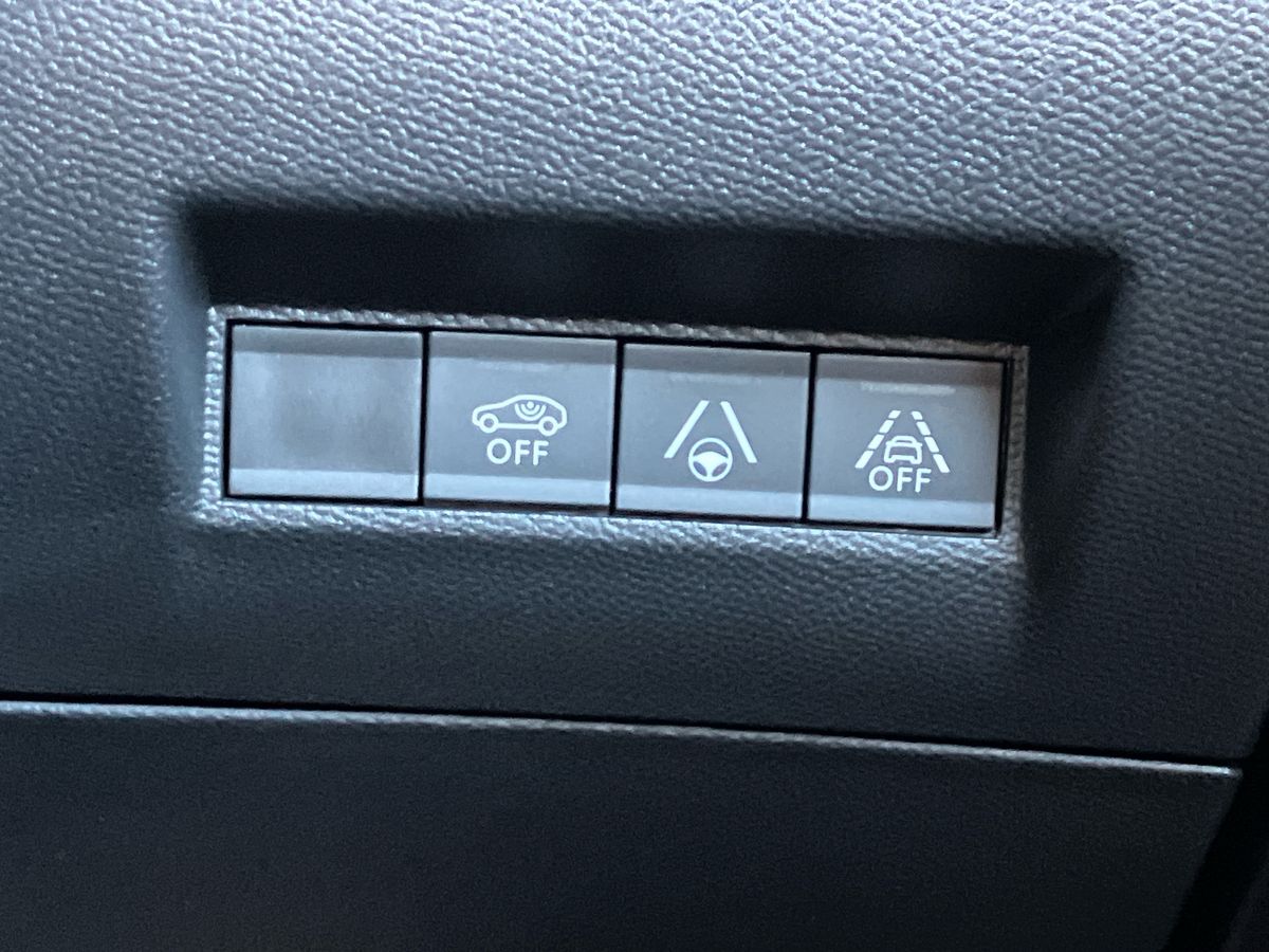 Used Peugeot 208 2022 for sale - 75760164: Photo 40