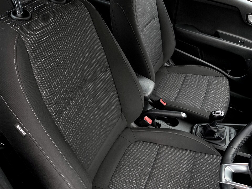 Used Kia Stonic 2018 for sale - 77635605: Photo 24