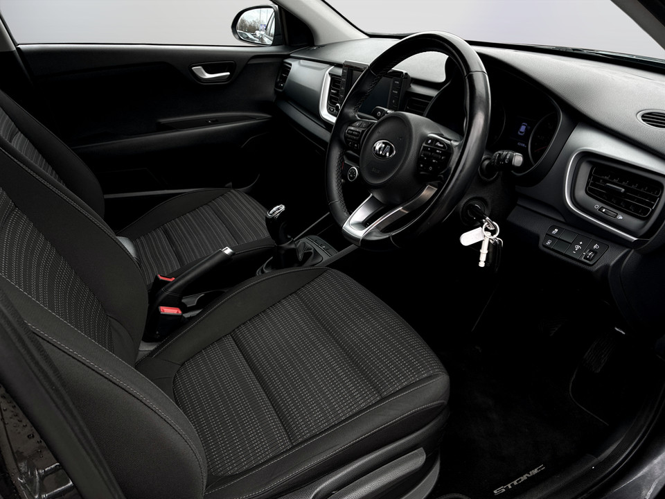 Used Kia Stonic 2018 for sale - 77635605: Photo 25