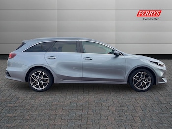 Used Kia Ceed 2025 for sale - 76462211: Photo